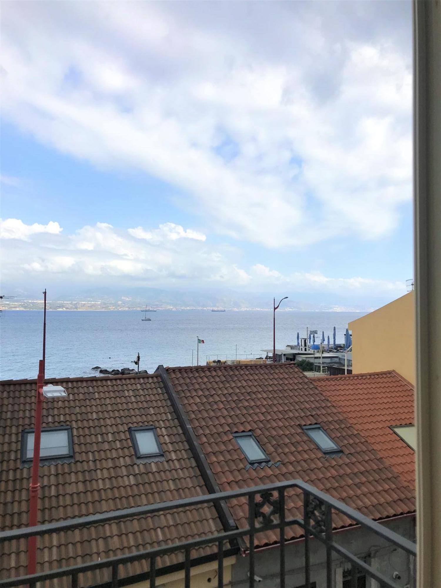 Hotel Vecchia Paradiso - A Un Passo Dal Mare Messina Zimmer foto